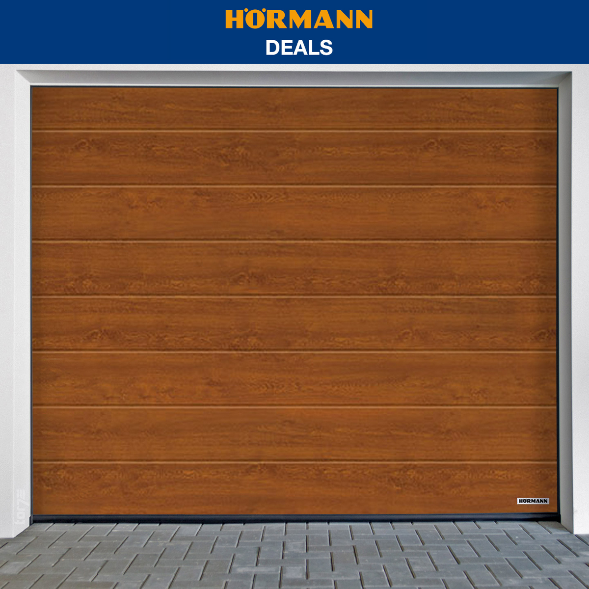 Hörmann RenoMatic garagepoort houtlook met M-Profilering in warme eikentint en moderne afwerking.