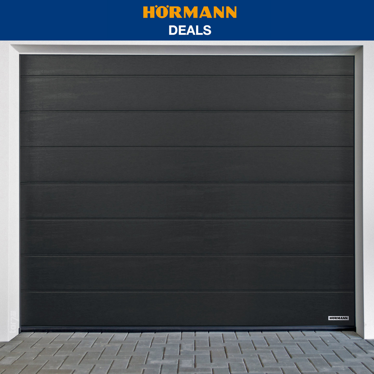 Hörmann RenoMatic M-Profilering garagedeur met houtnerf, hoogte 2080 mm, in RAL 7016, met sectiepanelen en stevige constructie