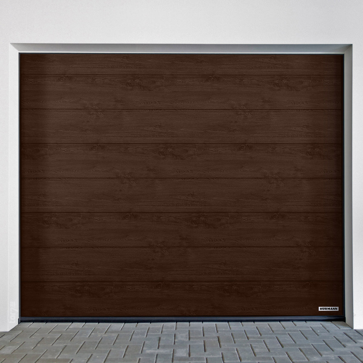 Garagentor Hörmann RenoMatic M-Sicke in Decocolor Holzoptik, braun ausgeführt, ideal für moderne Garagen.